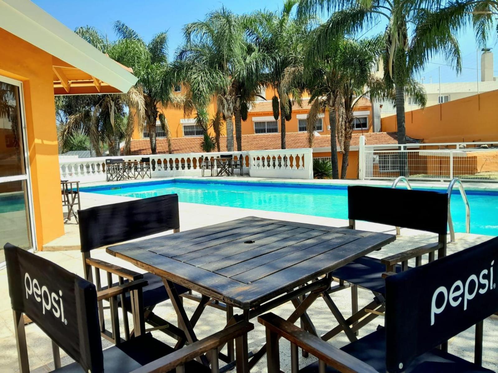 Saint Tropez Hotel Villa Carlos Paz